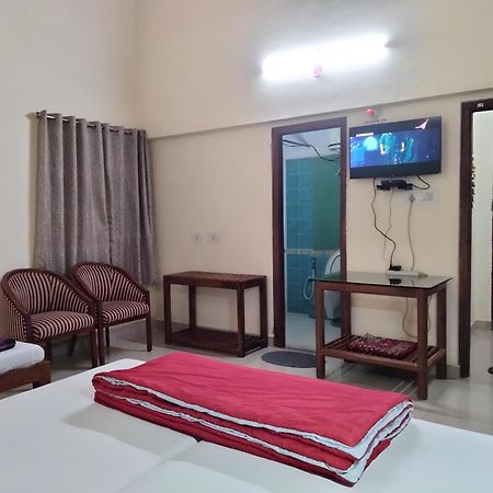 Prashanth Family Homestay มาดิเครี ภายนอก รูปภาพ