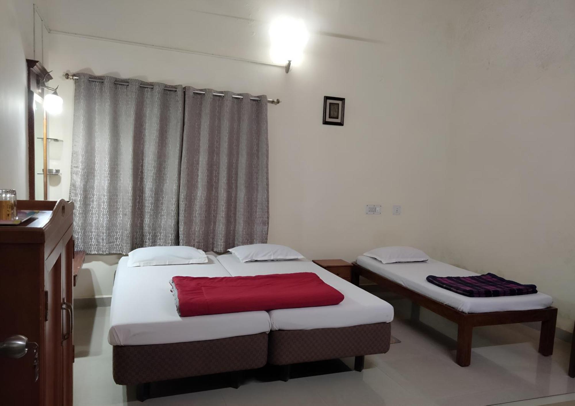 Prashanth Family Homestay มาดิเครี ภายนอก รูปภาพ
